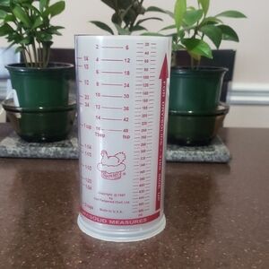 THE PAMPERED CHEF Wet/Dry 2-Cup Measuring Cup